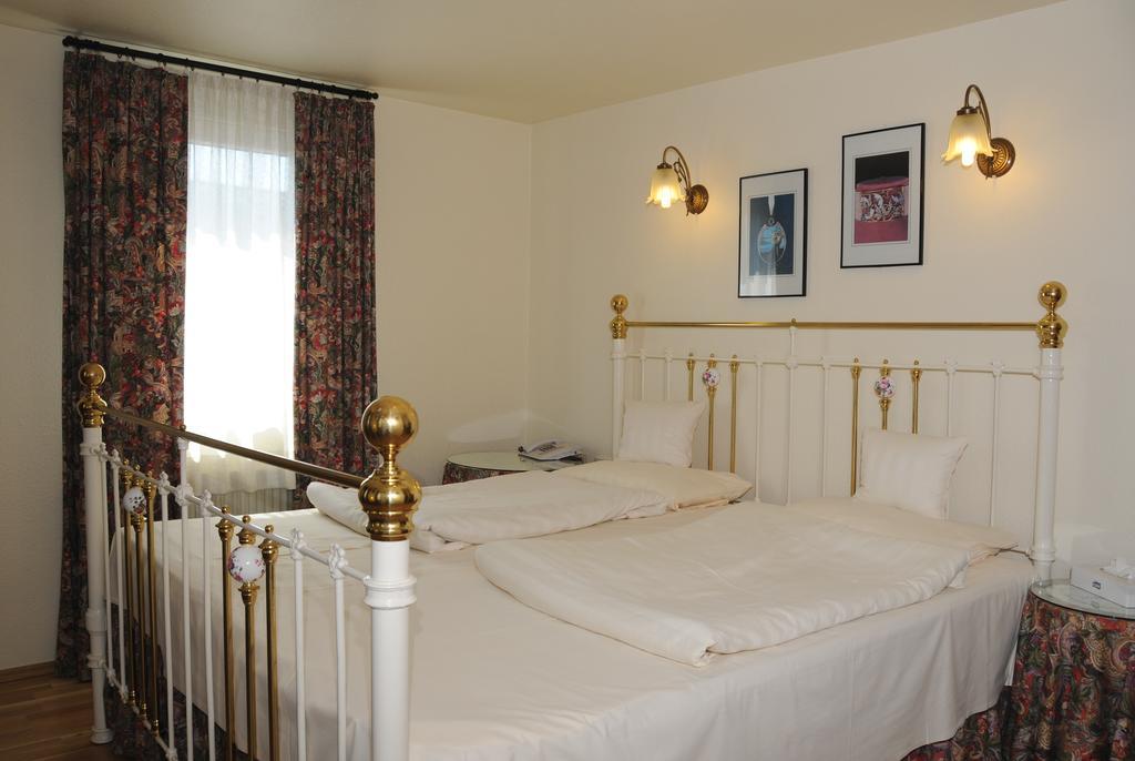 Hotel Admiral Висбаден Номер фото